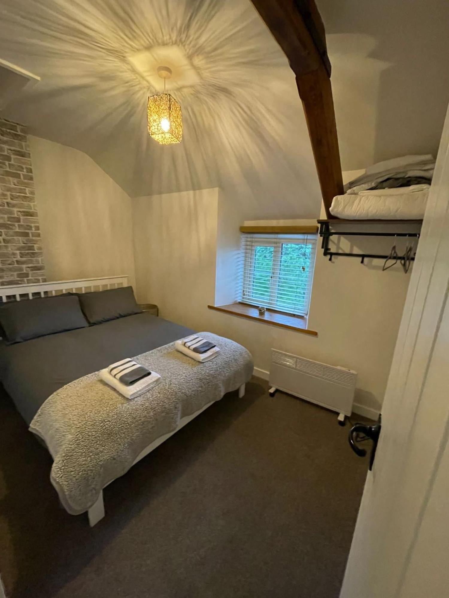 Cosy 2 Bedroom Cottage Llanuwchllyn エクステリア 写真
